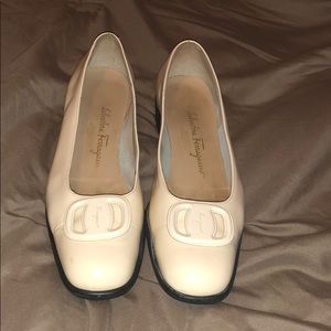 Ferragamo Women shoes in used condtion